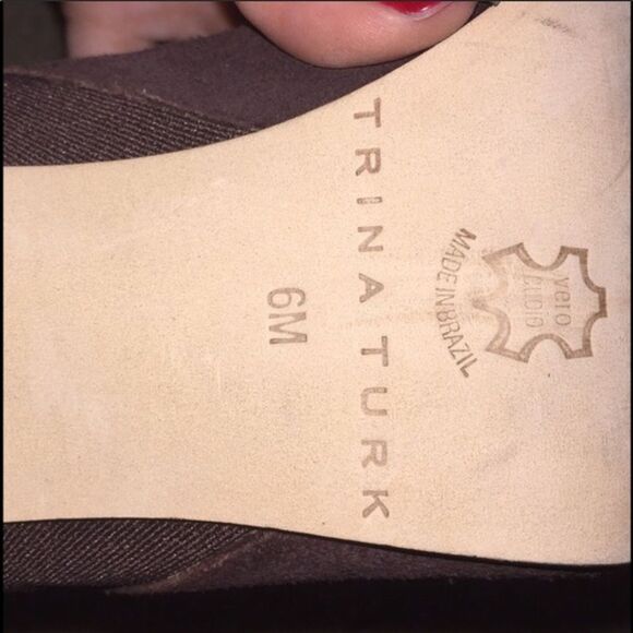 Trina Turk women’s Wilshire Chocolate Booties - 6 - Picture 4 of 4